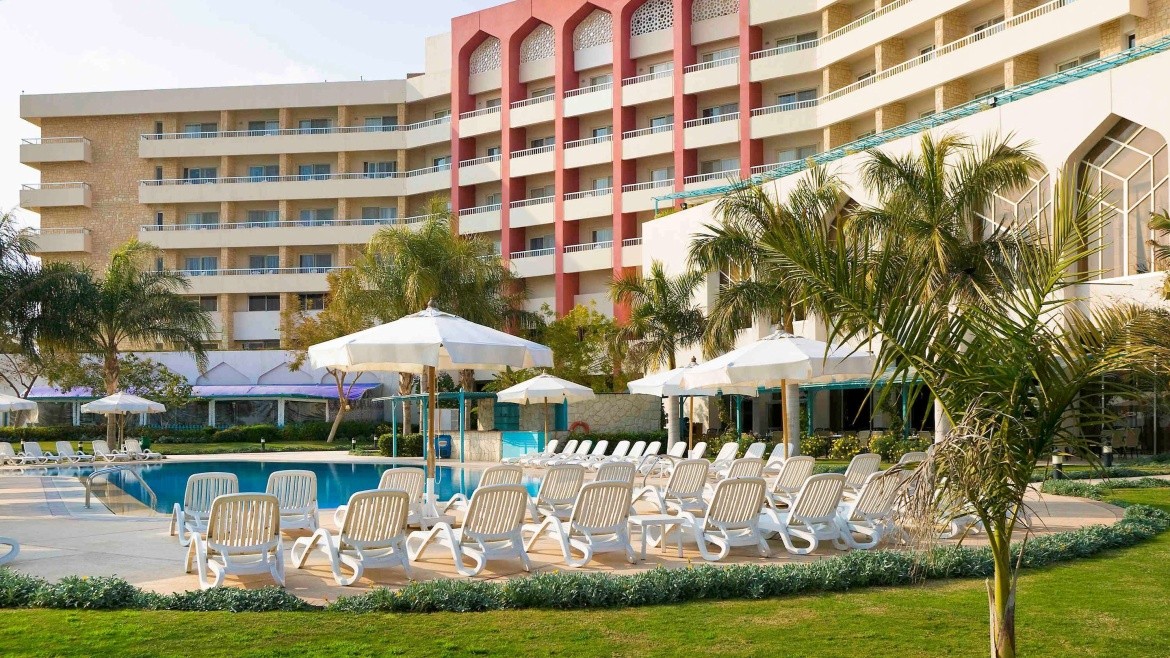 Mercure Ismailia Forsan Island Hotel
