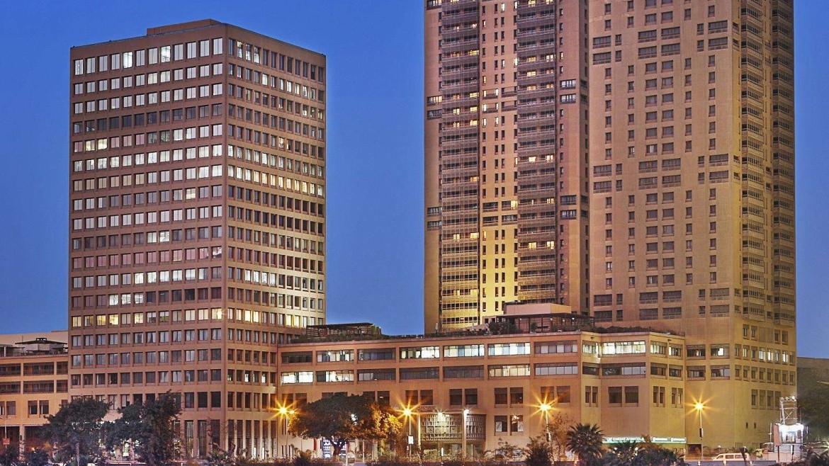 Hilton Cairo World Trade Center Residence