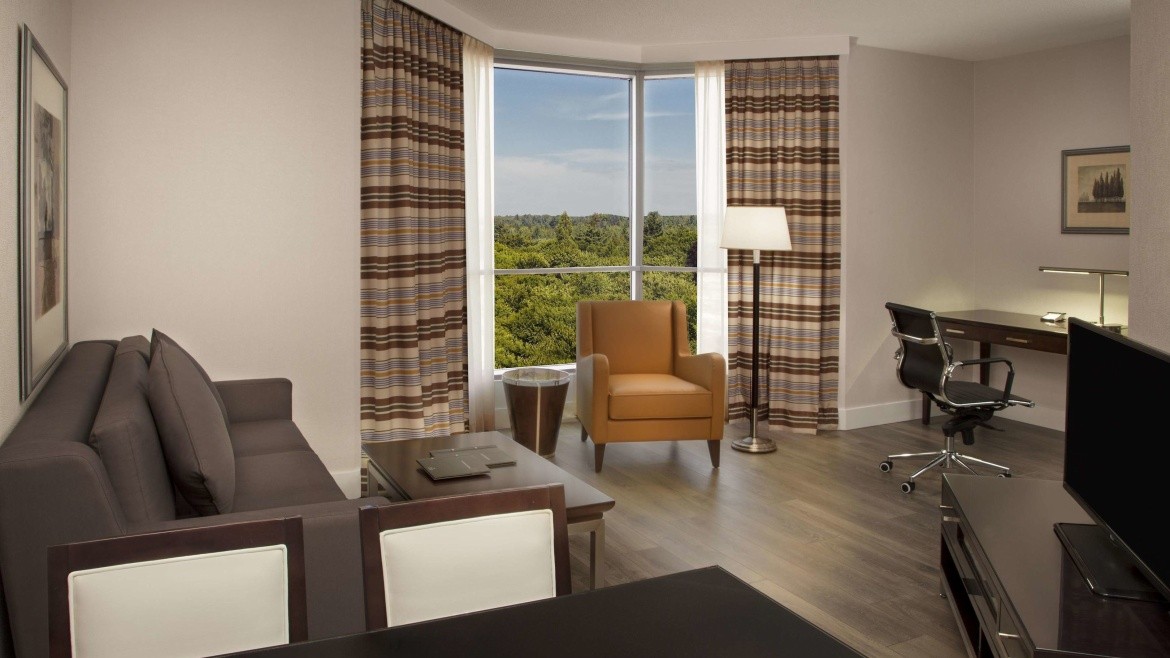 Hilton Suites Toronto Markham Conference Centre & Spa