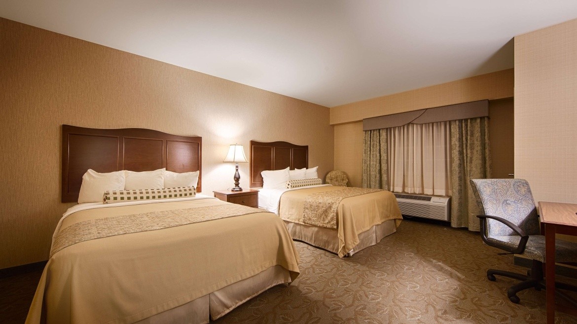 Best Western Plus Country Cupboard Inn