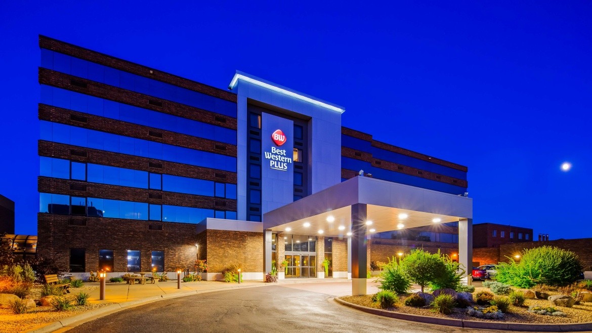 Best Western Plus Kelly Inn - St. Cloud