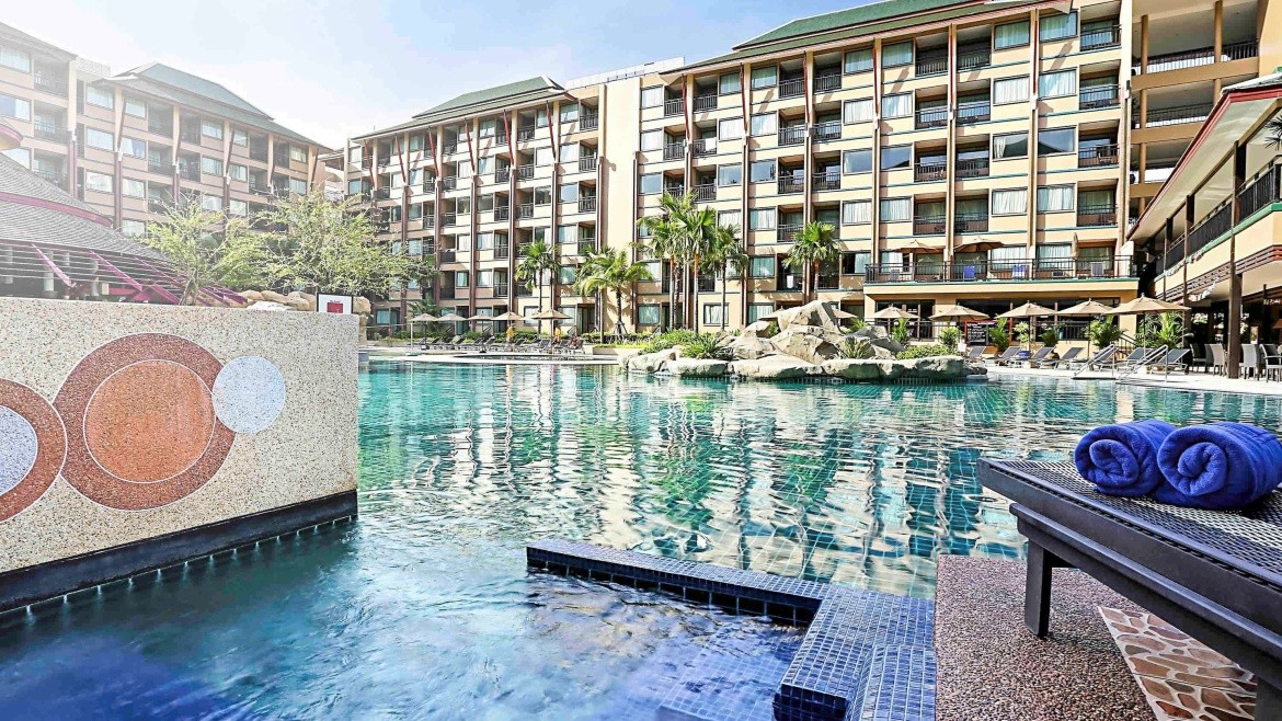 Novotel Phuket Vintage Park