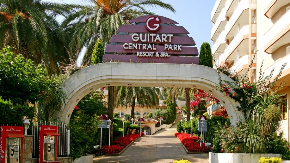 Guitart Central Park Resort & Spa