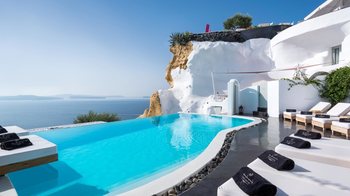 Andronis Luxury Suites