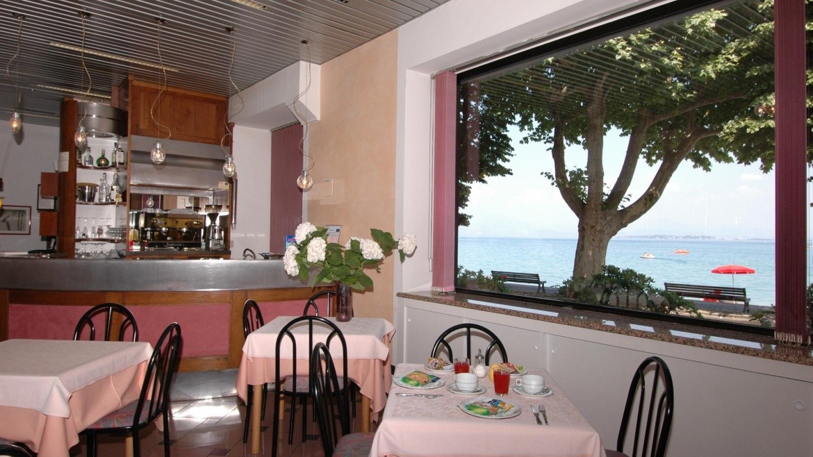 Alpi & Residence