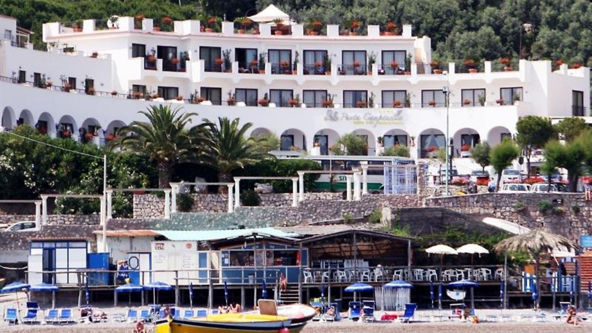 Punta Campanella Resort & Spa