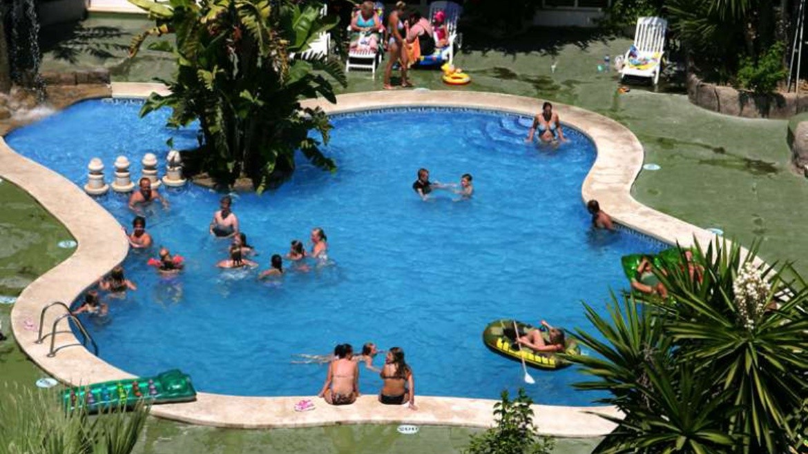 Apartamentos El Faro