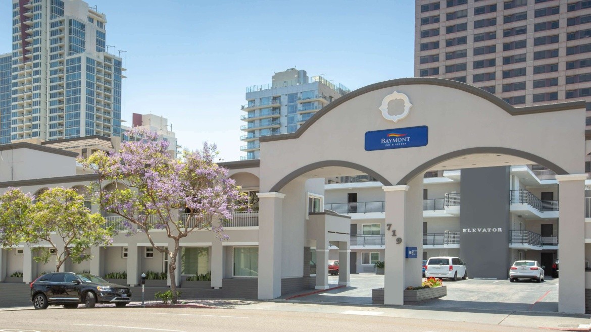 Baymont Inn & Suites San Diego Downtown