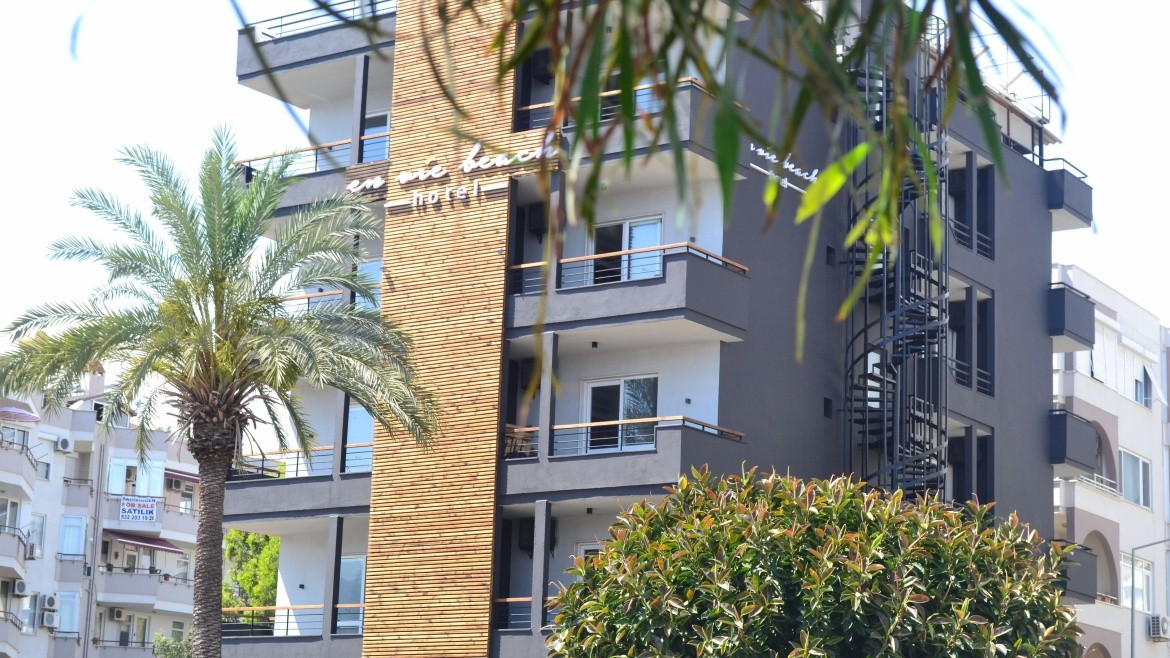 En Vie Beach Boutique