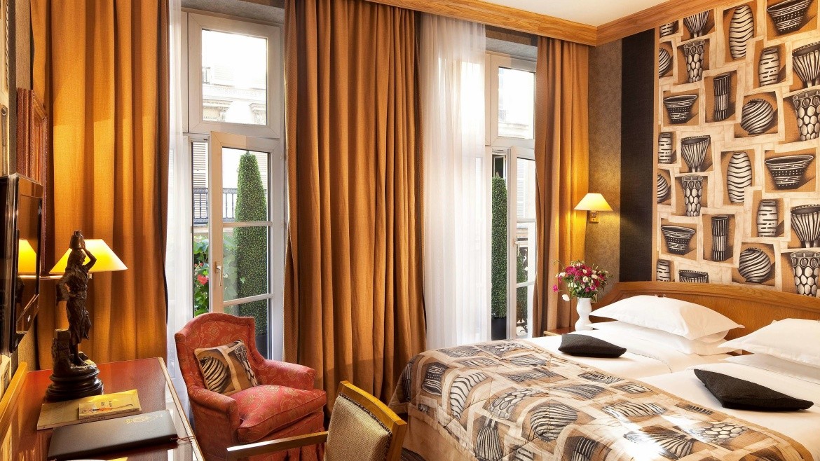 L'Horset Opera BW Premier Collection