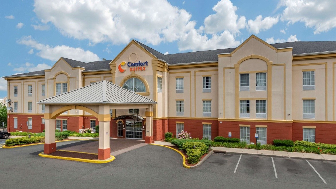 Comfort Suites (Newark Airport)