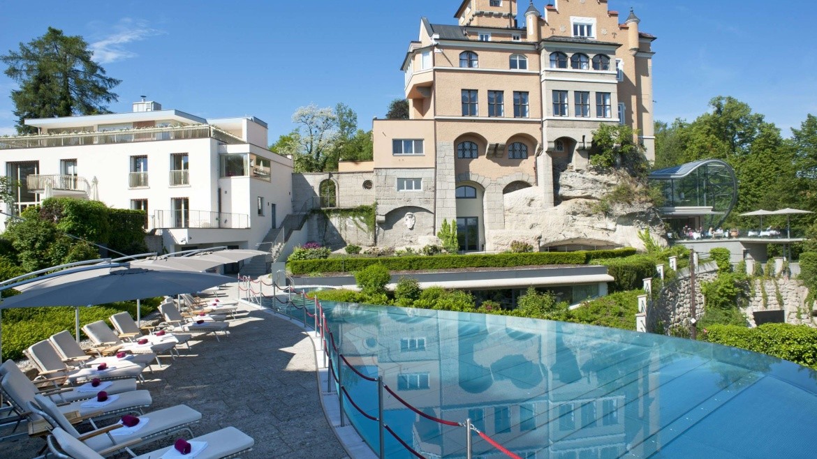 Schloss Mönchstein (Salzburg)