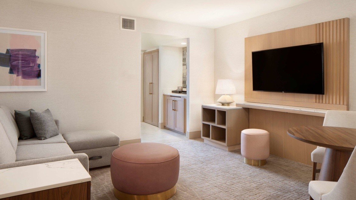 DoubleTree Suites by Hilton Hotel Santa Monica