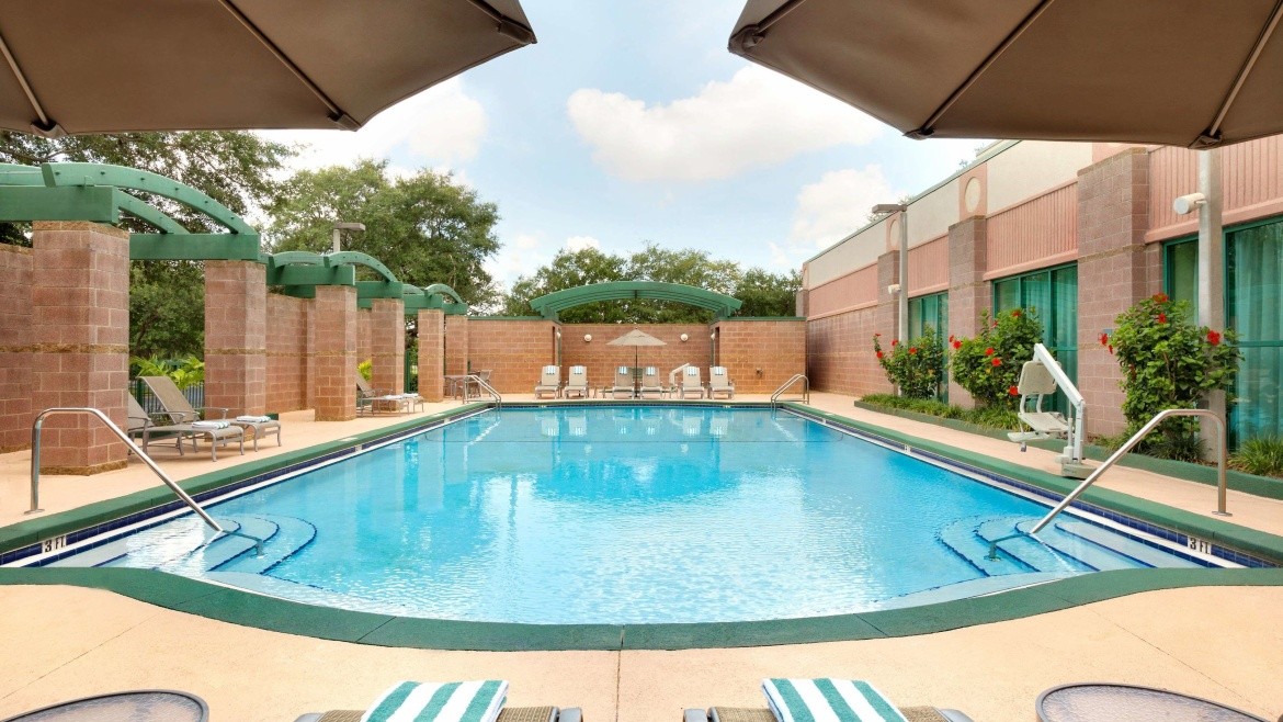 Embassy Suites Tampa USF Near Busch Gardens