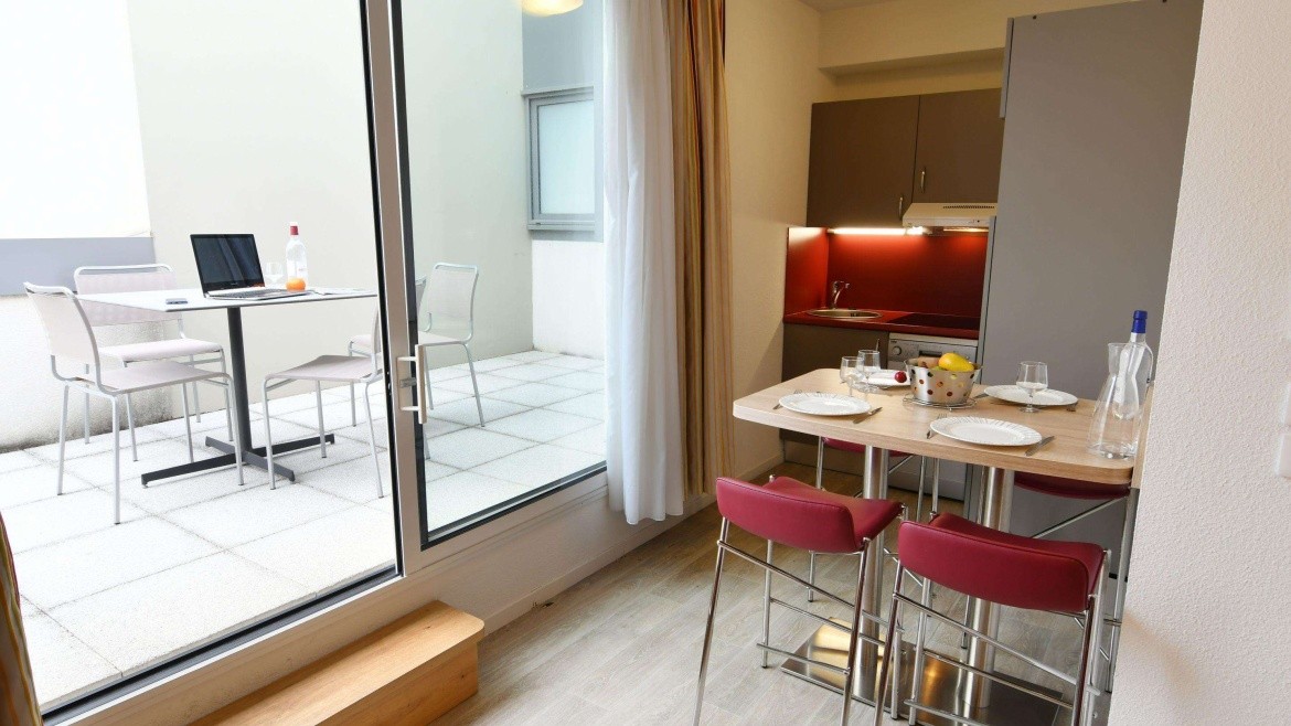 Appart-Hotel Mer & Golf City Bordeaux - Bassins A Flot