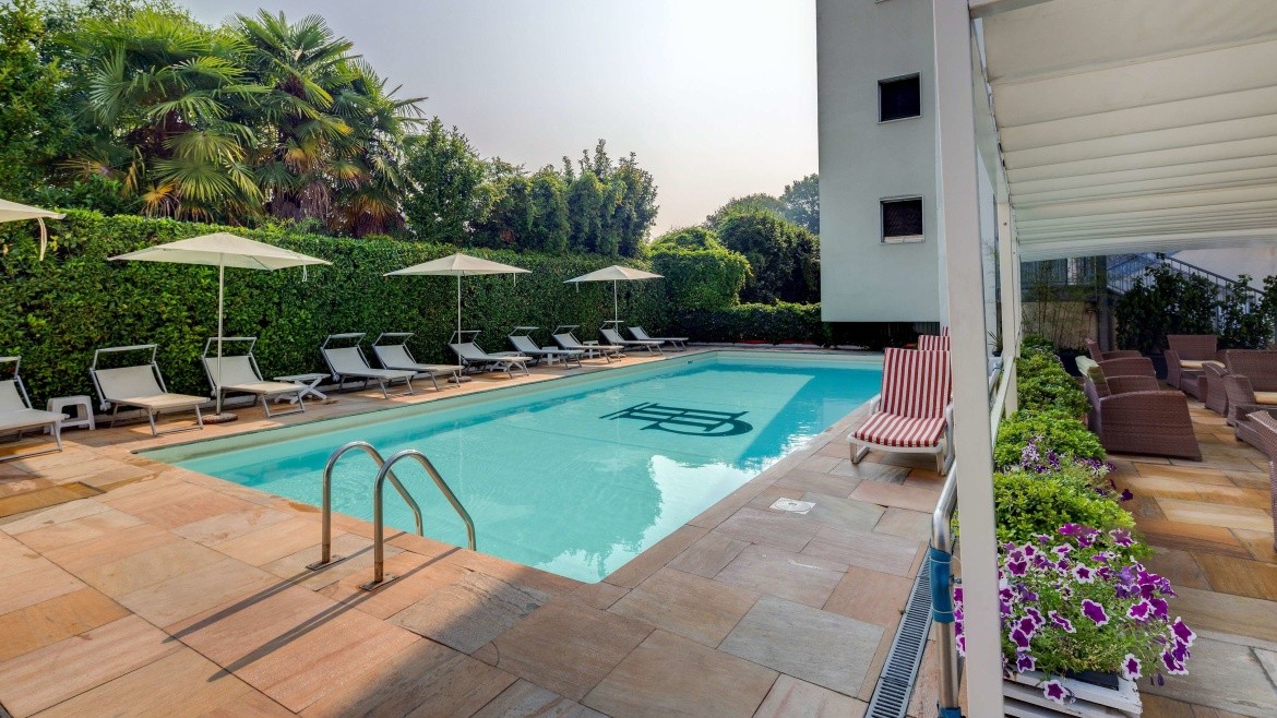Jet Hotel, Sure Hotel Collection by Best Western