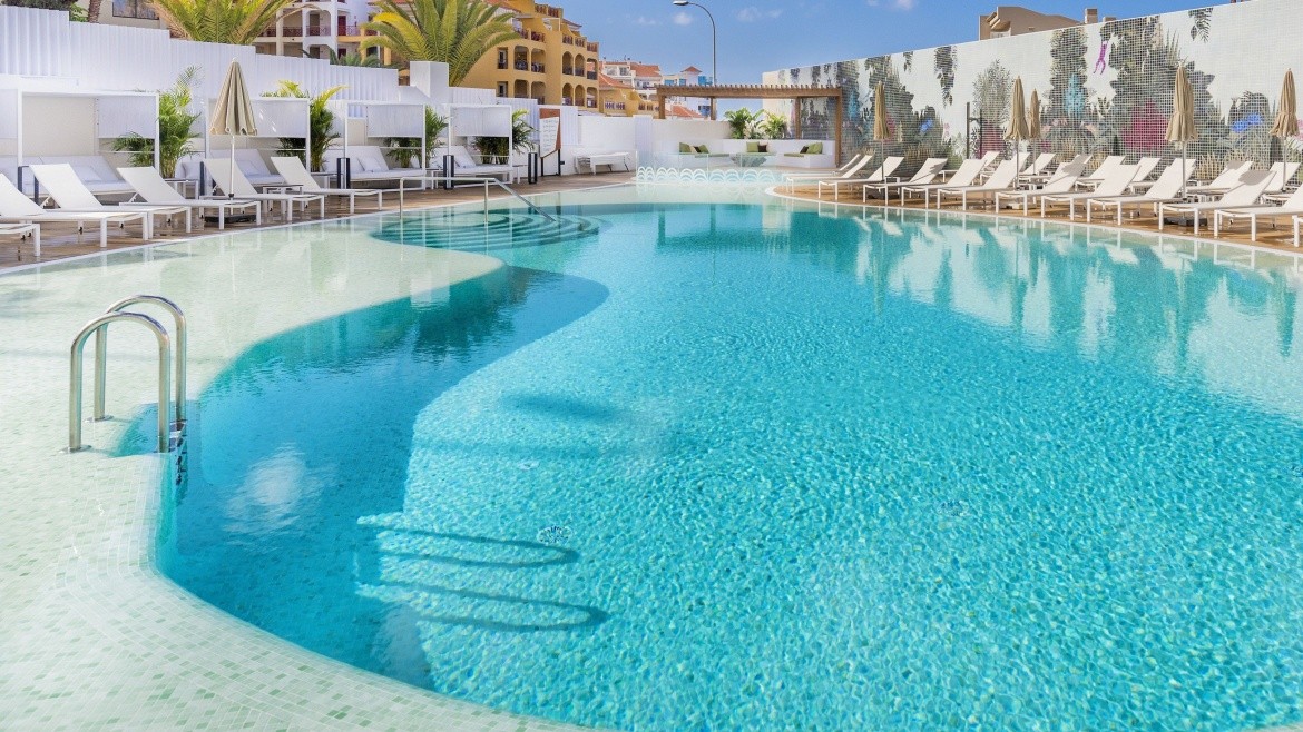 Ohasis Apartamentos (ex. Oasis Mango Apartamentos)