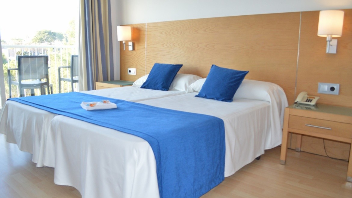 EXE Portals Nous (ex. RD Costa Portals)