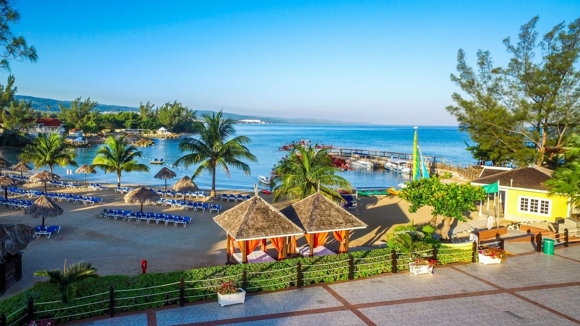 The Jewel Paradise Cove
