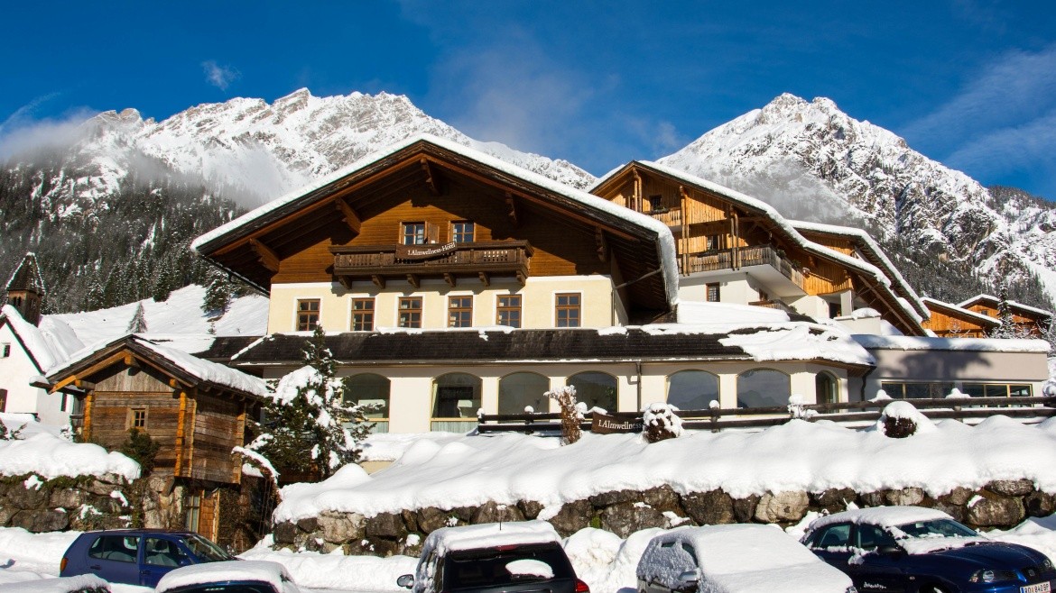 Almwellness-Resort Tuffbad