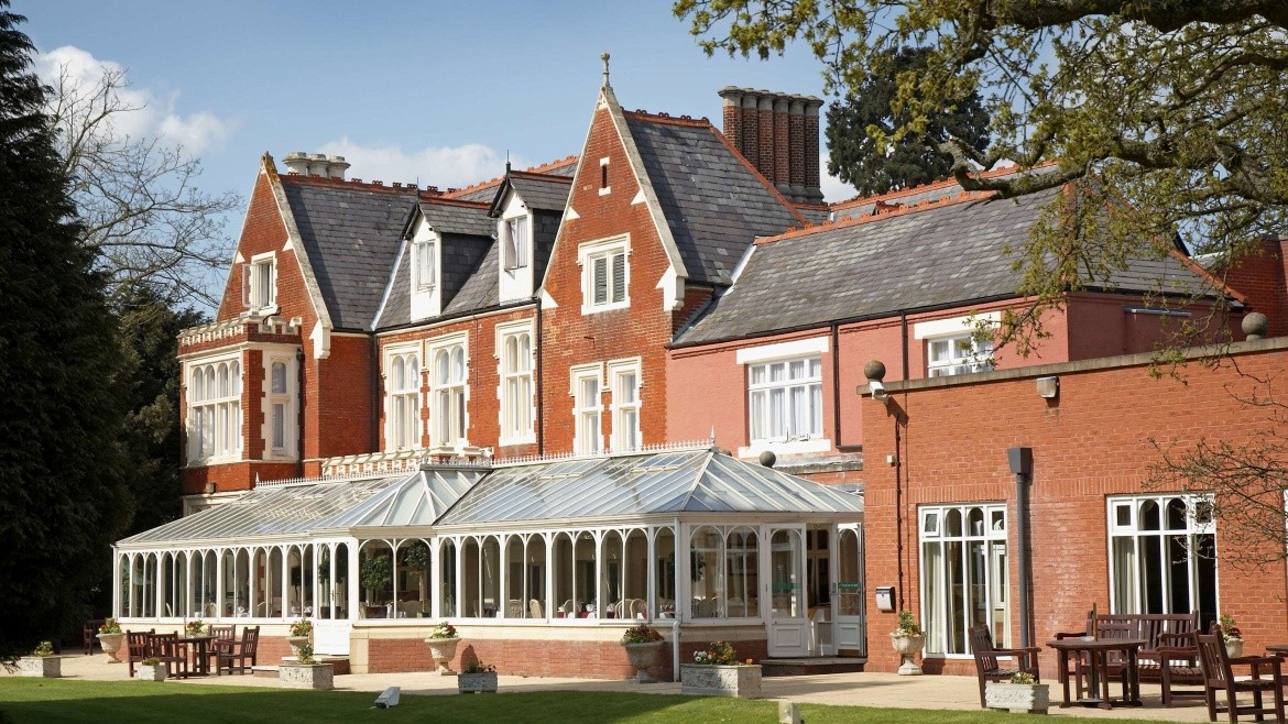 Hilton St Anne's Manor Bracknell
