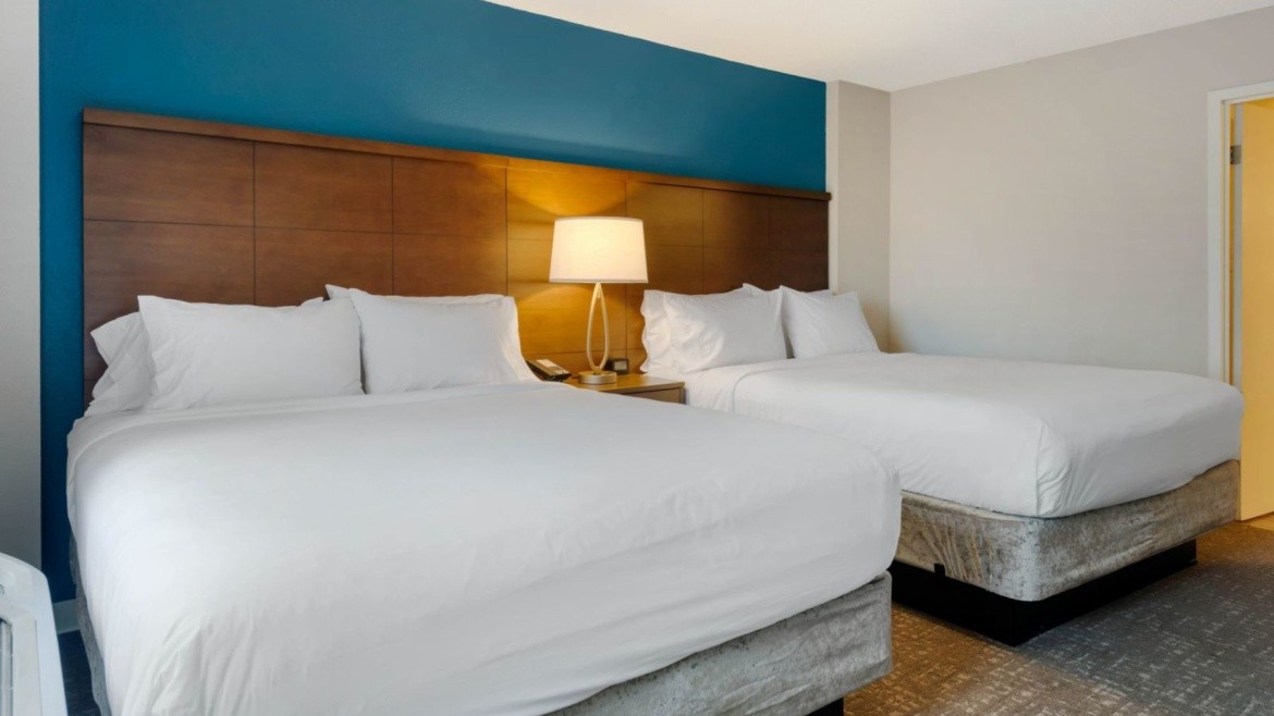 Quality Suites Royale Parc Suites
