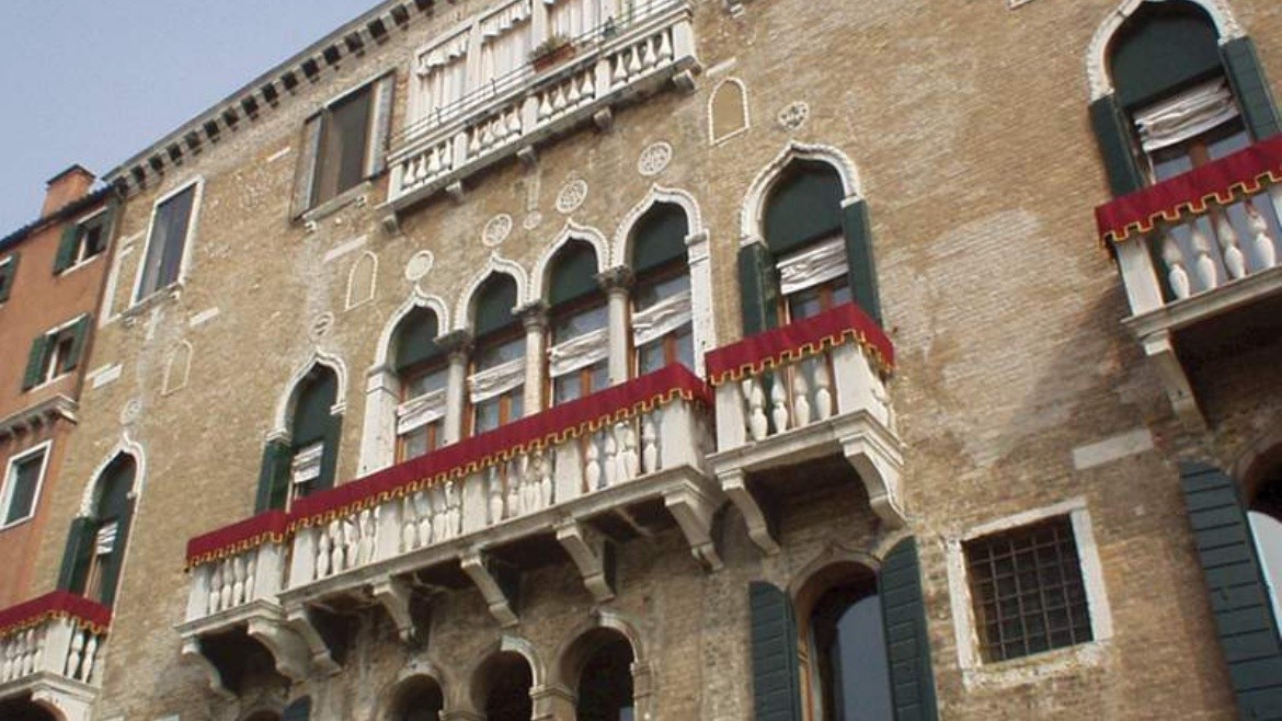 Palazzo Vitturi (Venice)
