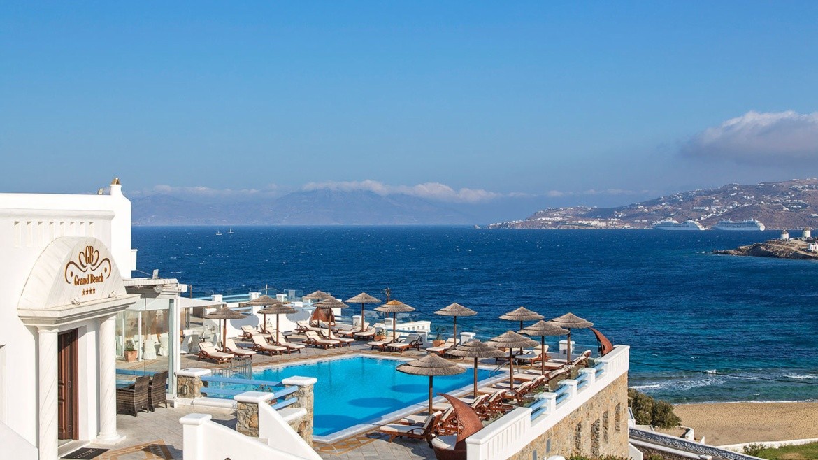 Grand Beach (Megali Ammos)