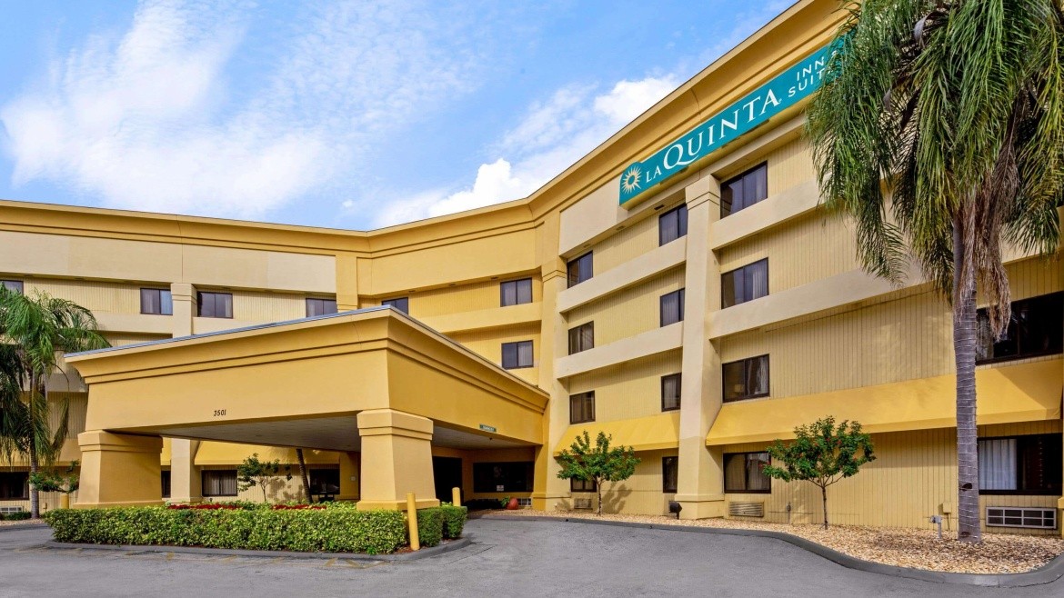 La Quinta Inn & Suites Miami Airport East