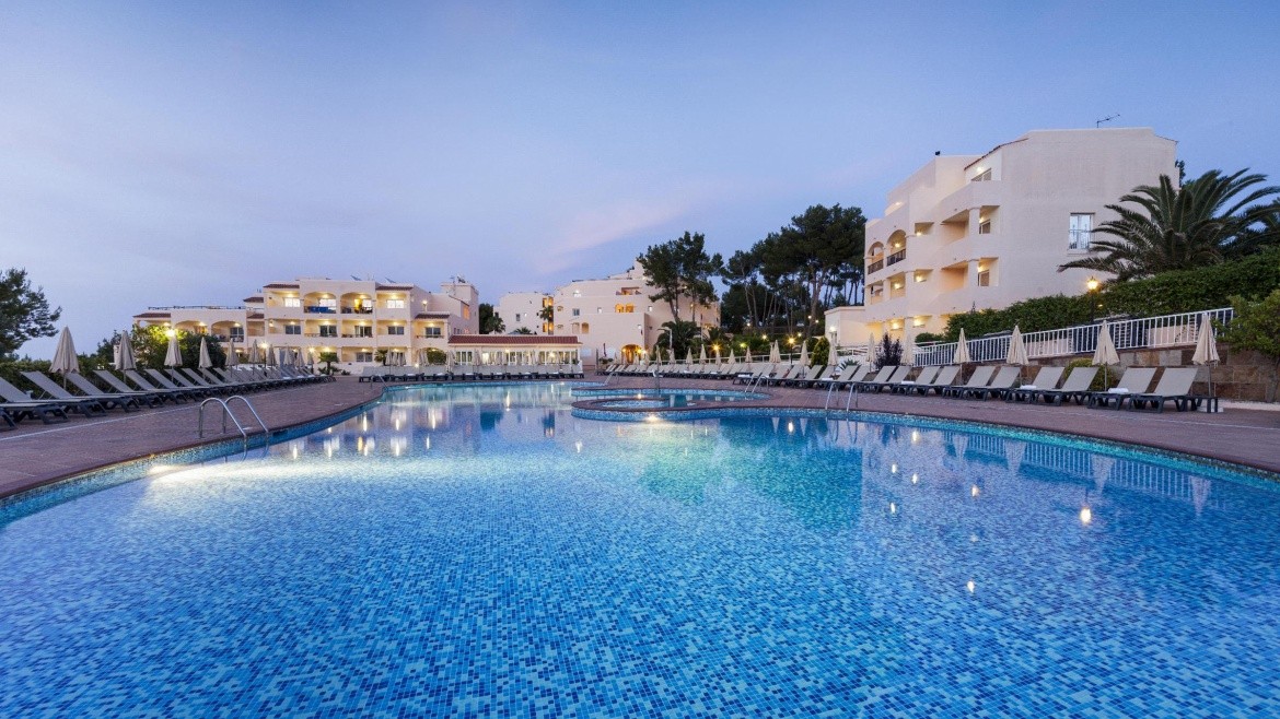 Invisa Figueral Resort Cala Blanca & Cala Verde