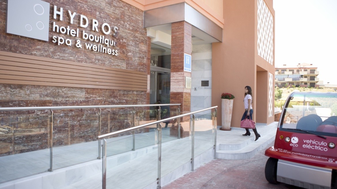 HOLIDAY HYDROS BOUTIQUE SPA & WELLNESS