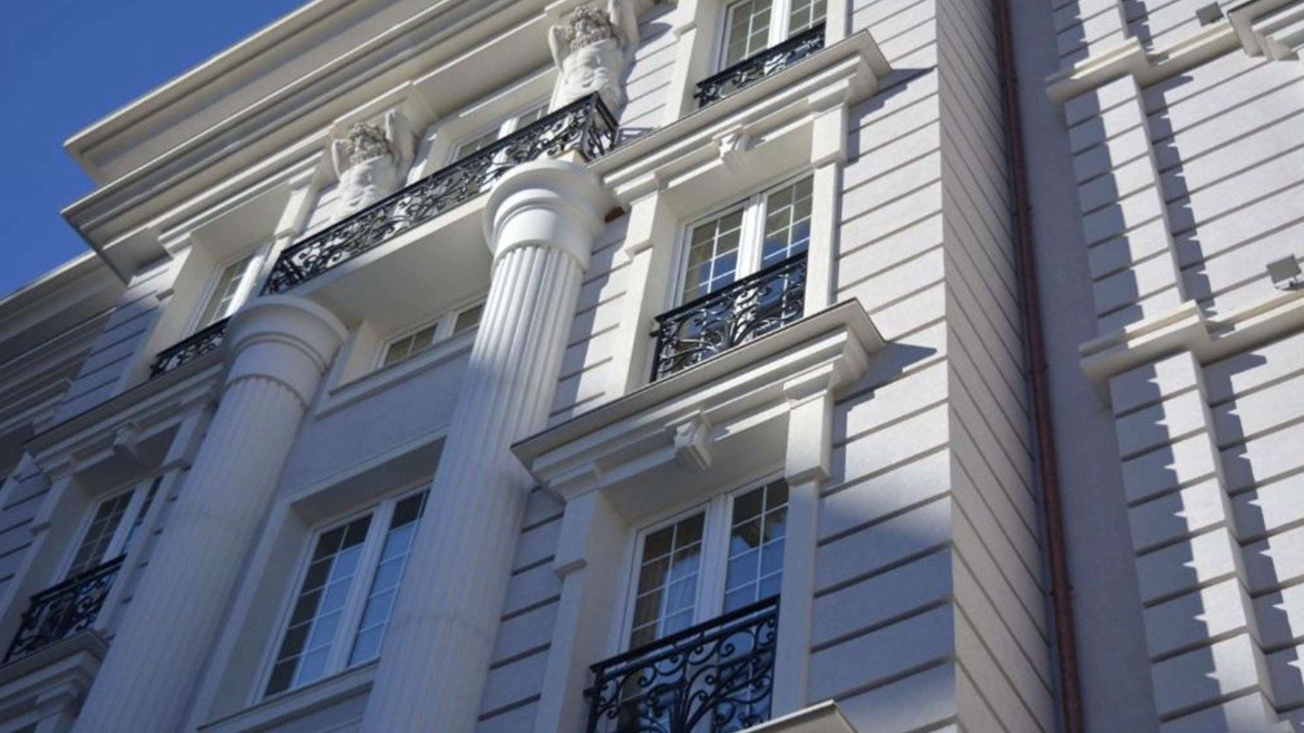 Lot Boutique (Tirana)