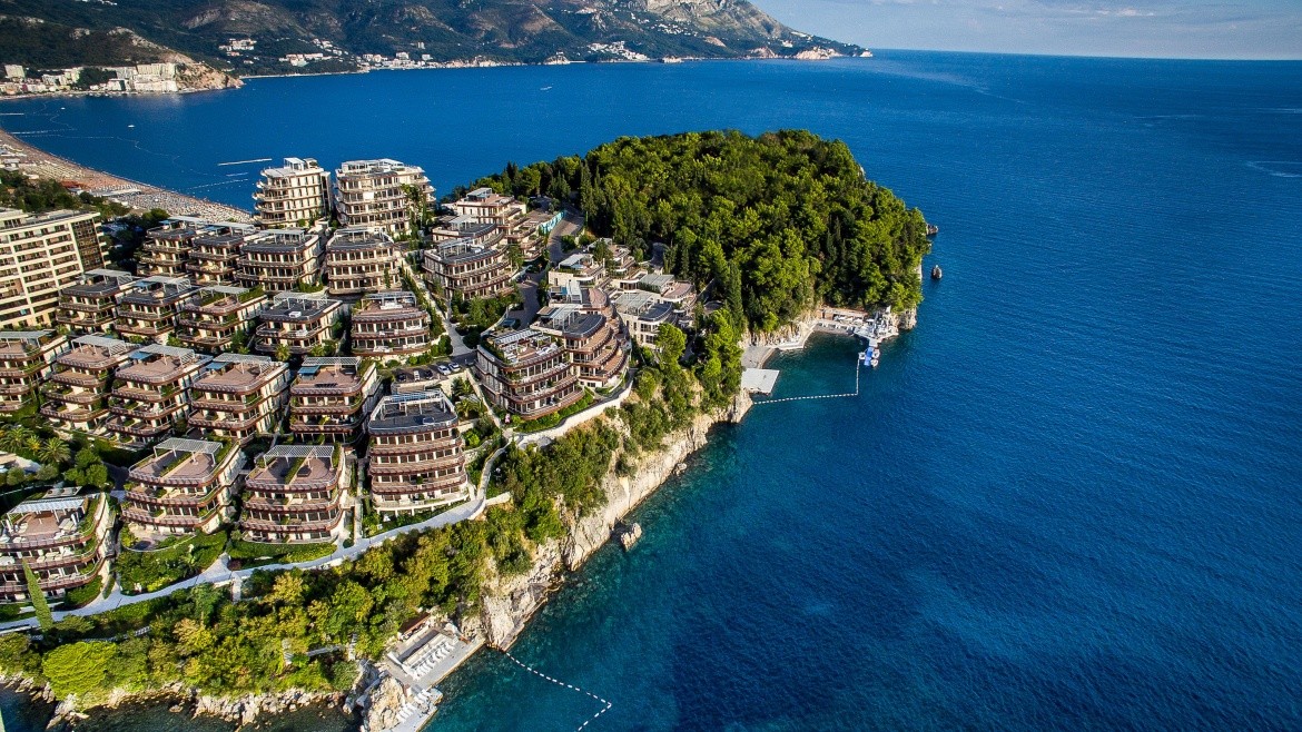 Hotel Infinity by Dukley