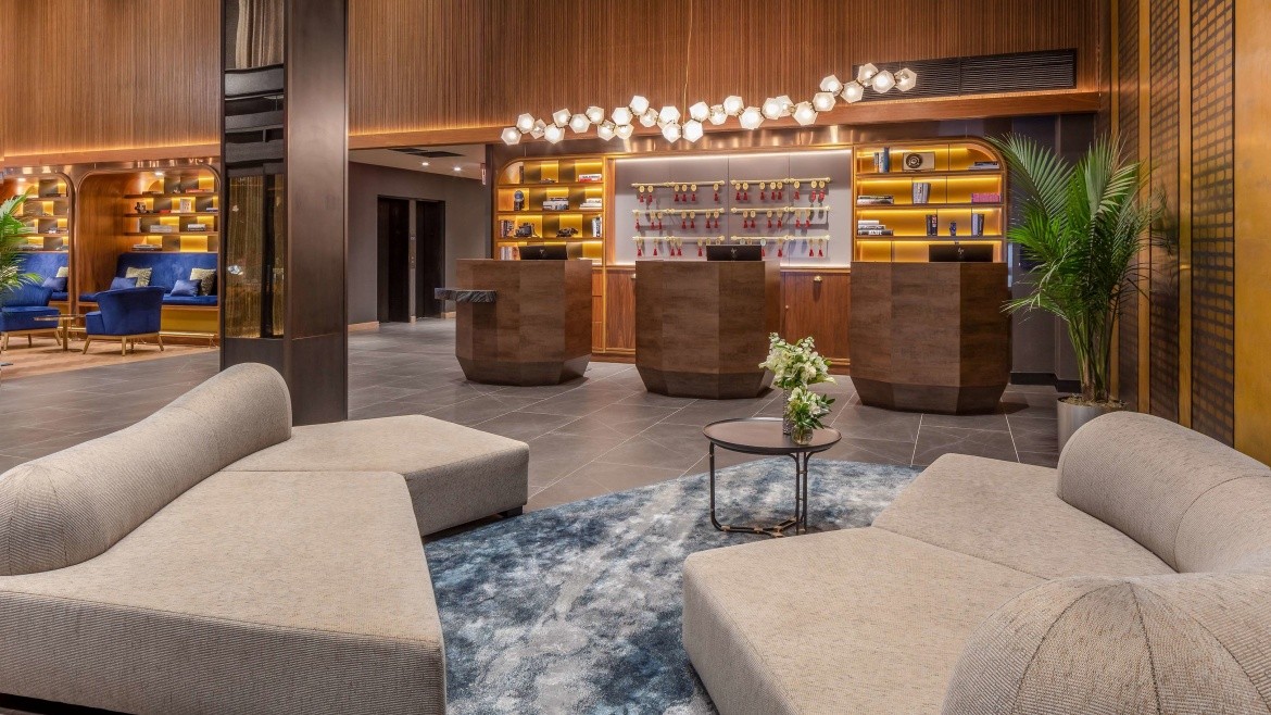 NH New York Jolly Madison Towers