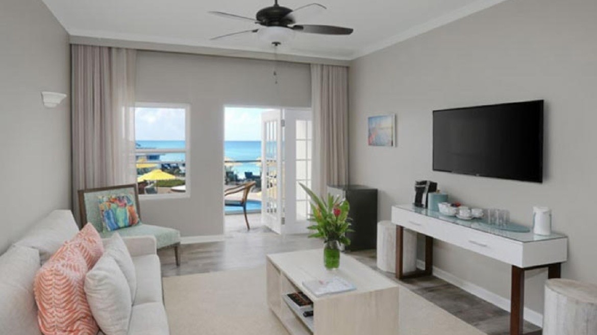 Sea Breeze Beach House (Oistins)