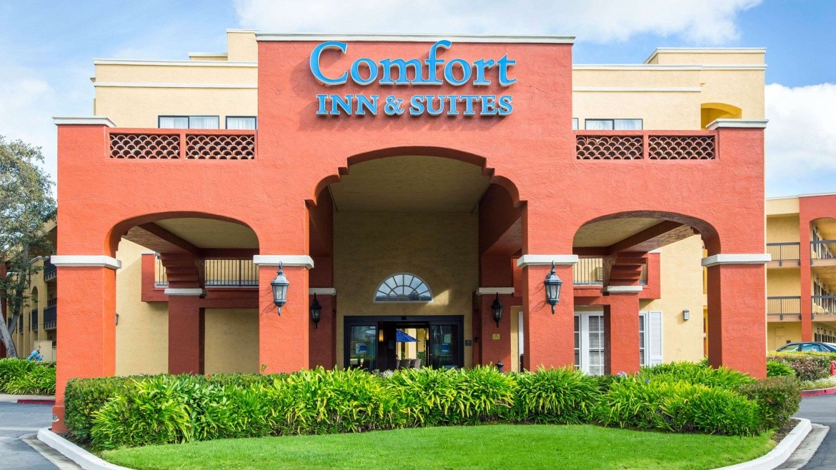 Comfort Inn & Suites San Francisco Airport North