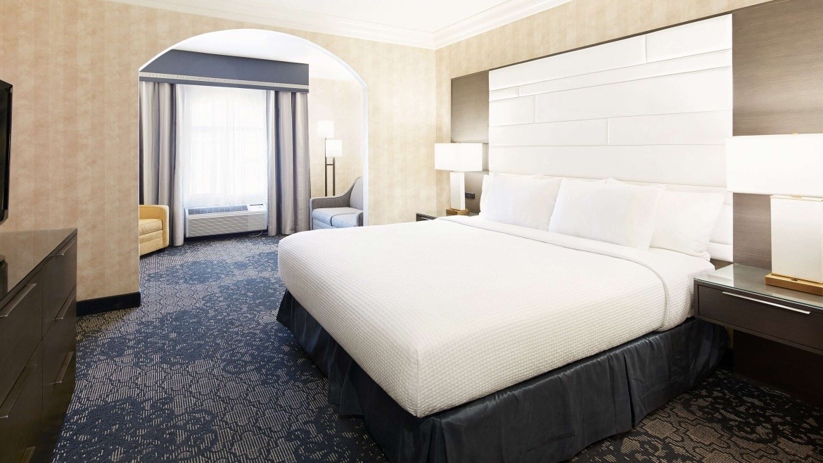 Best Western Plus Abbey Inn