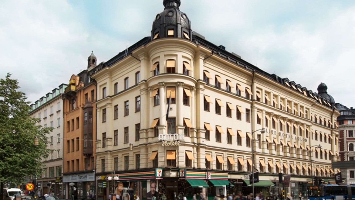 Elite Adlon