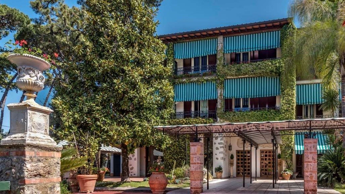 Augustus & Resort