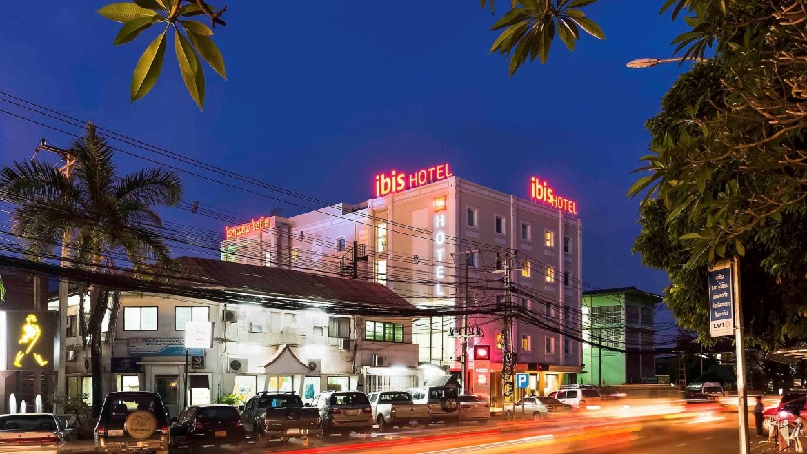 ibis Vientiane Nam Phu Hotel