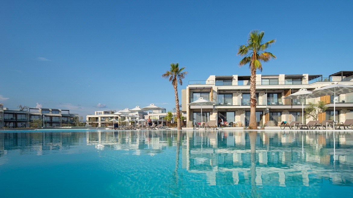 Portes Lithos Luxury Resort