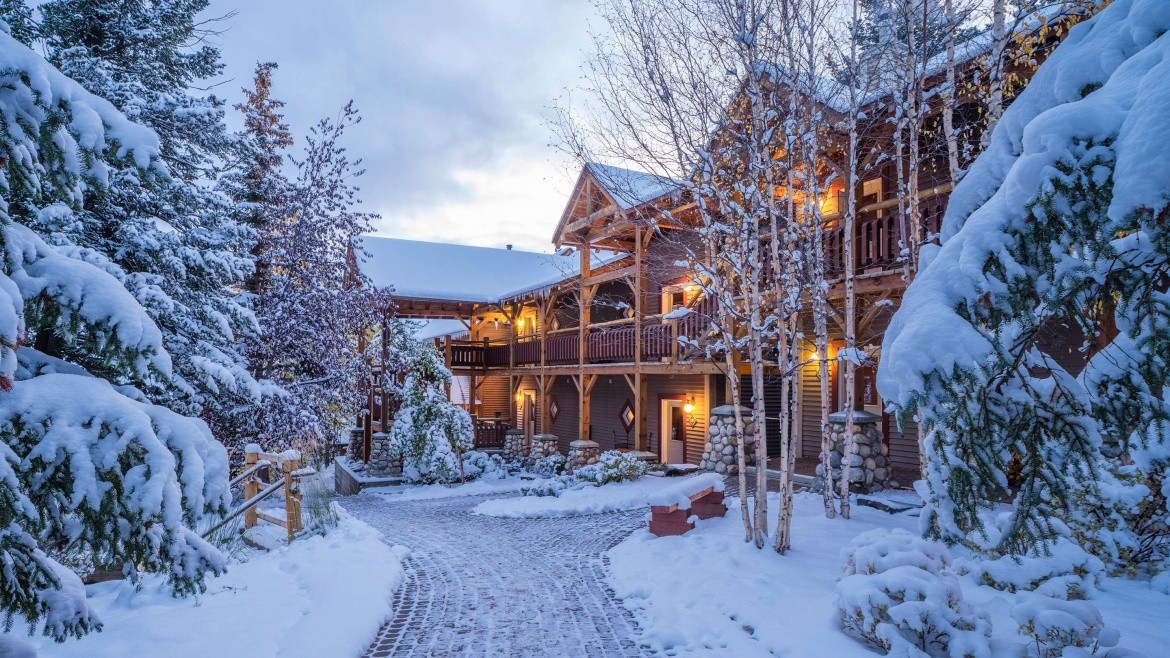 Buffalo Mountain Lodge