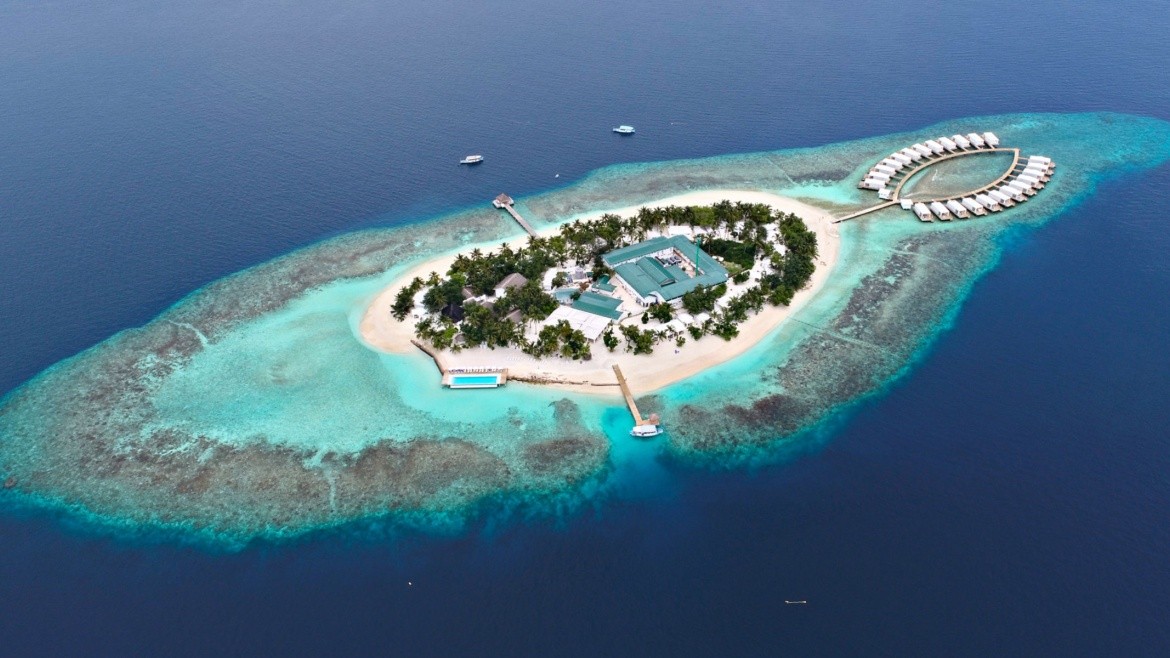 Sandies Bathala Island Resort