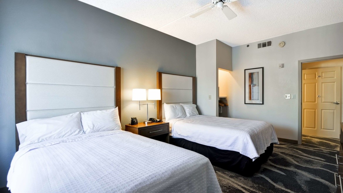 Homewood Suites by Hilton Phoenix-Biltmore