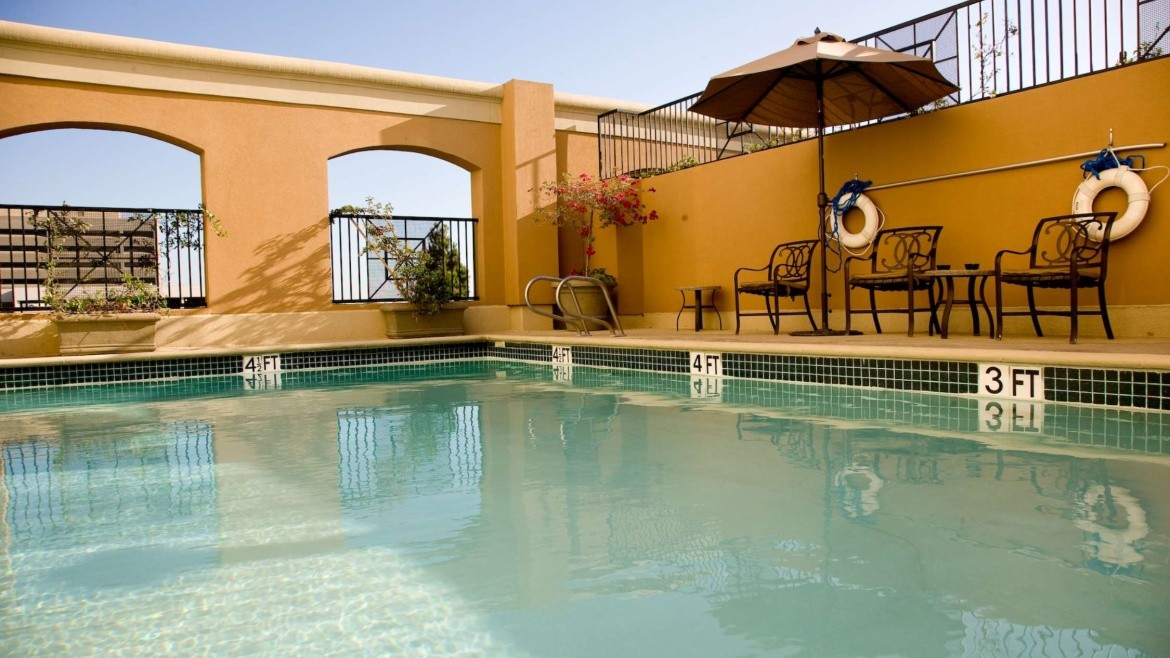 DoubleTree by Hilton Hotel Santa Ana - Orange County Airport