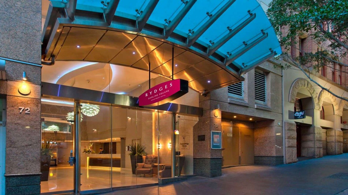 Radisson Hotel & Suites Sydney
