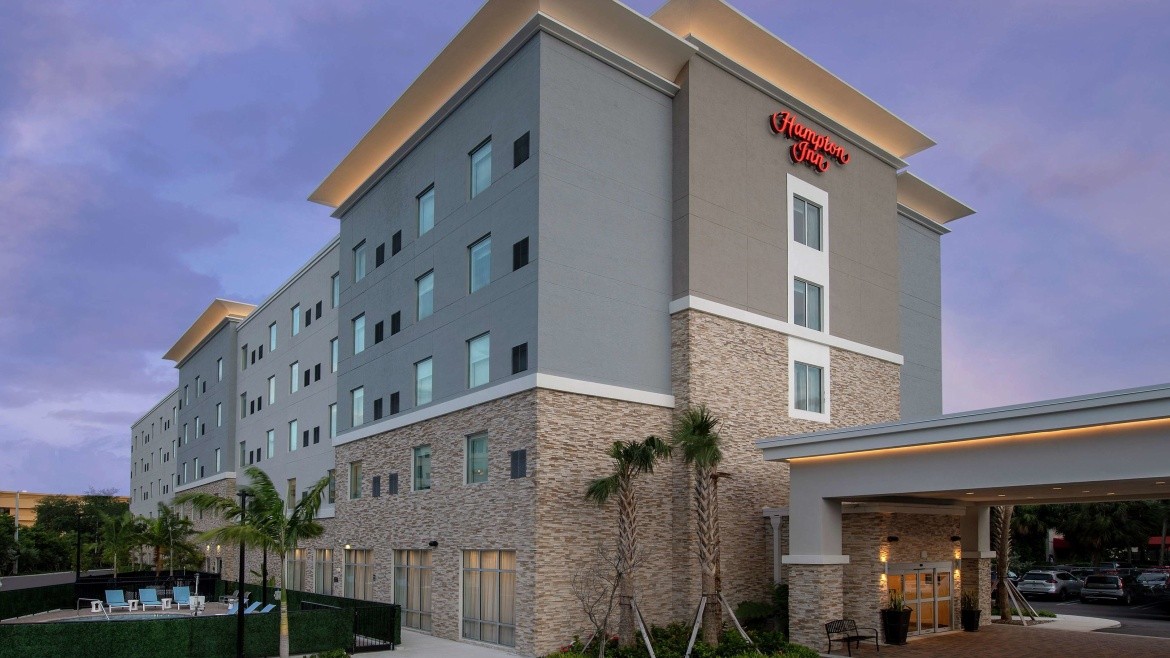 Hampton Inn Miami Airport East