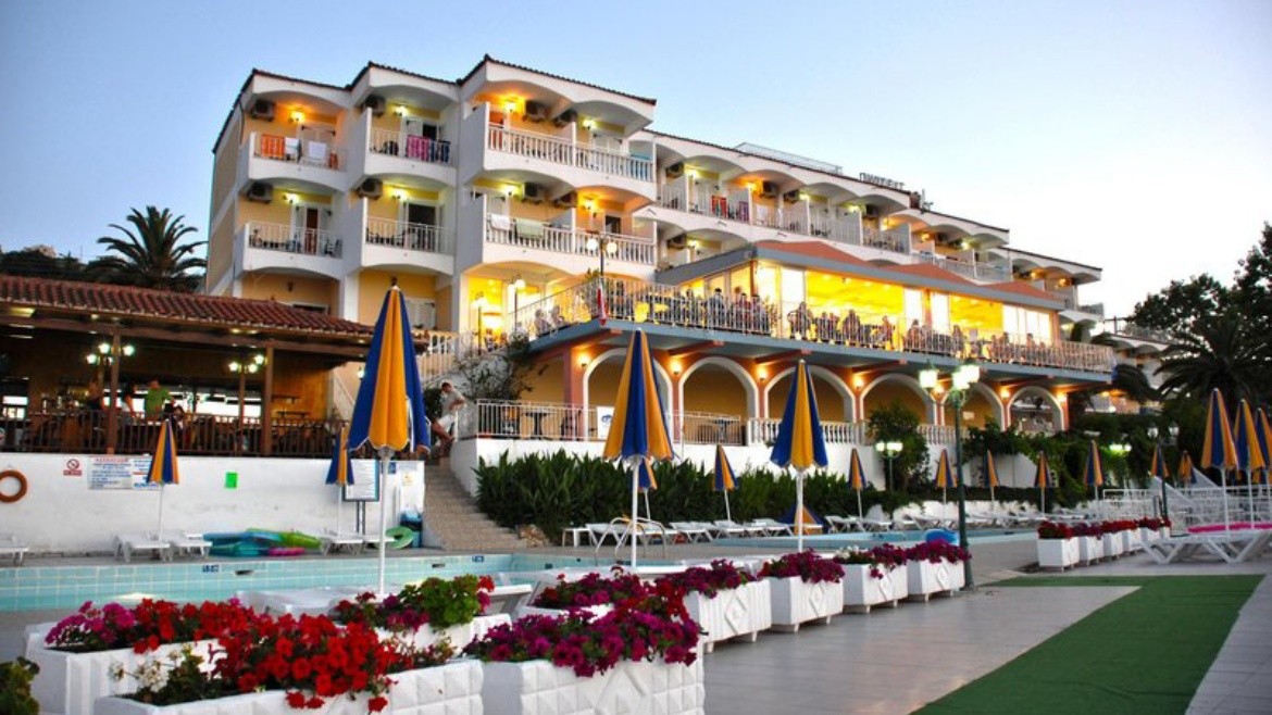 Captains & Commodore & Admiral Complex