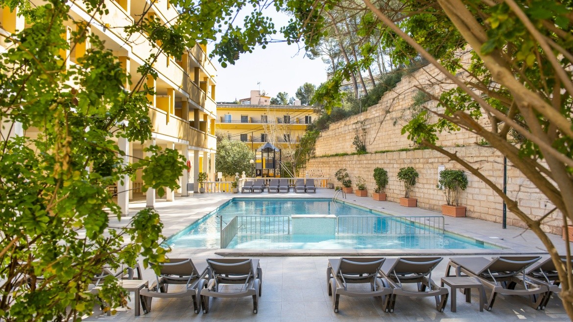 Flor Los Almendros Apartamentos (Calvia)