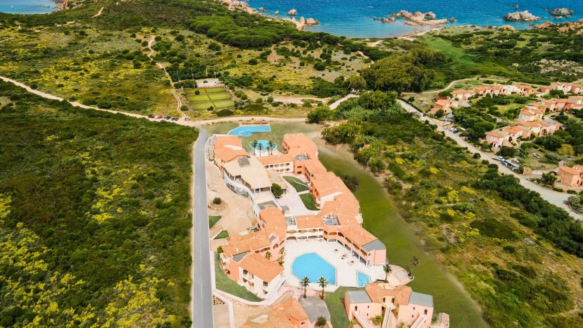 Red Sun Village (Trinità d'Agultu e Vignola)